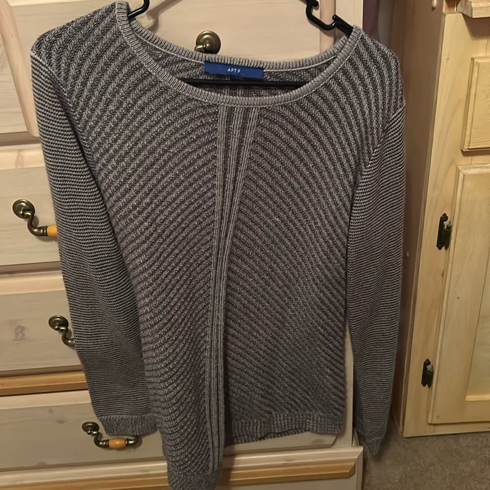 Gray Apt9 XL sweater